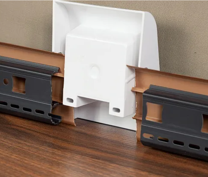 Мультибокс для установки розеток на плинтус Arbiton INDO LM-70